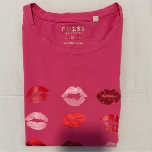 Guess Fuchsia Lip Print Tee